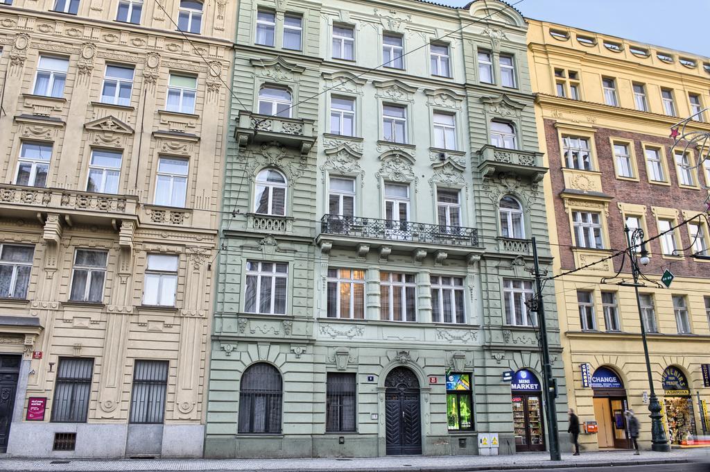 Apartments Krizovnicka Praga Zewnętrze zdjęcie